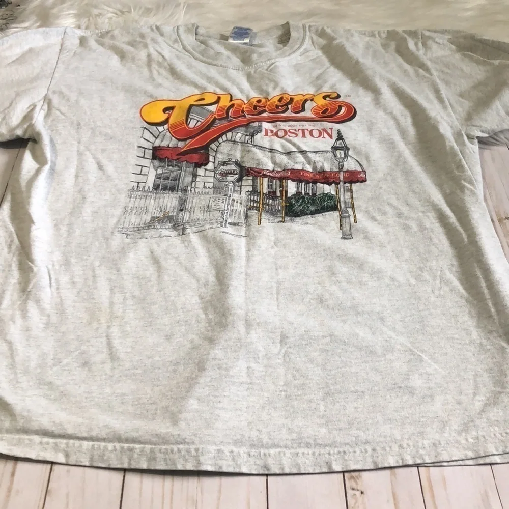 Cheers tee size XL - Picture 2 of 6